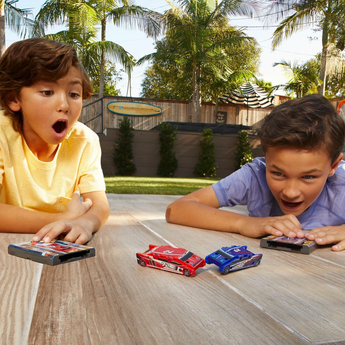 FLAT 2 FAST Stunt Card Racer Pocket Launcher Compact Sky Blue